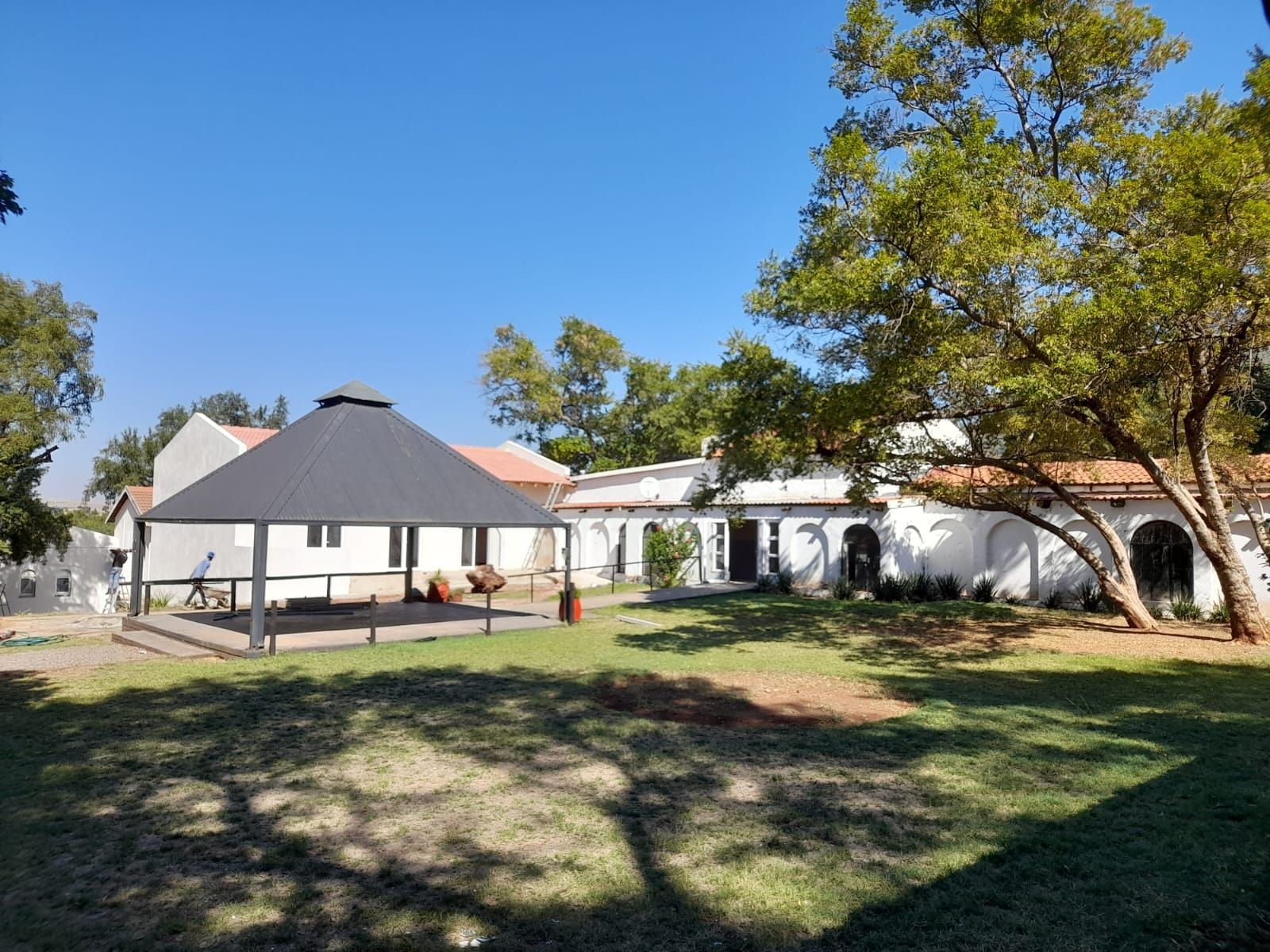 The lawn and covered lapa at Aloe Valley